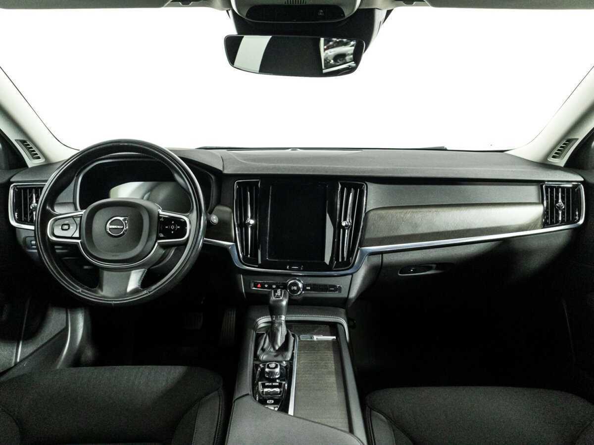 Купить Volvo V90 Cross Country, 2019, 164 171 км, фото №13