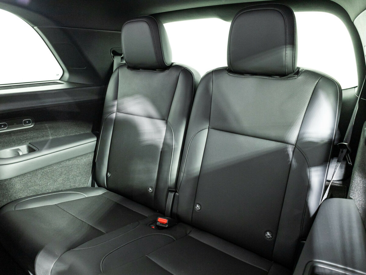 Купить Li Auto (Lixiang) L9 52.3 kWh I Рестайлинг, 2024, 31 010 км, фото №16