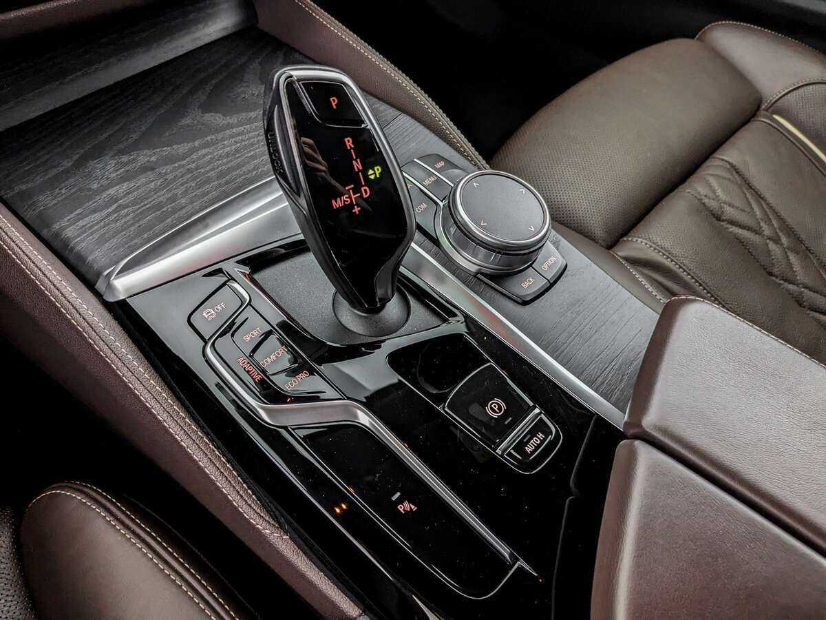 Купить BMW 5 серии 530d xDrive, 2020, 66 452 км, фото №23