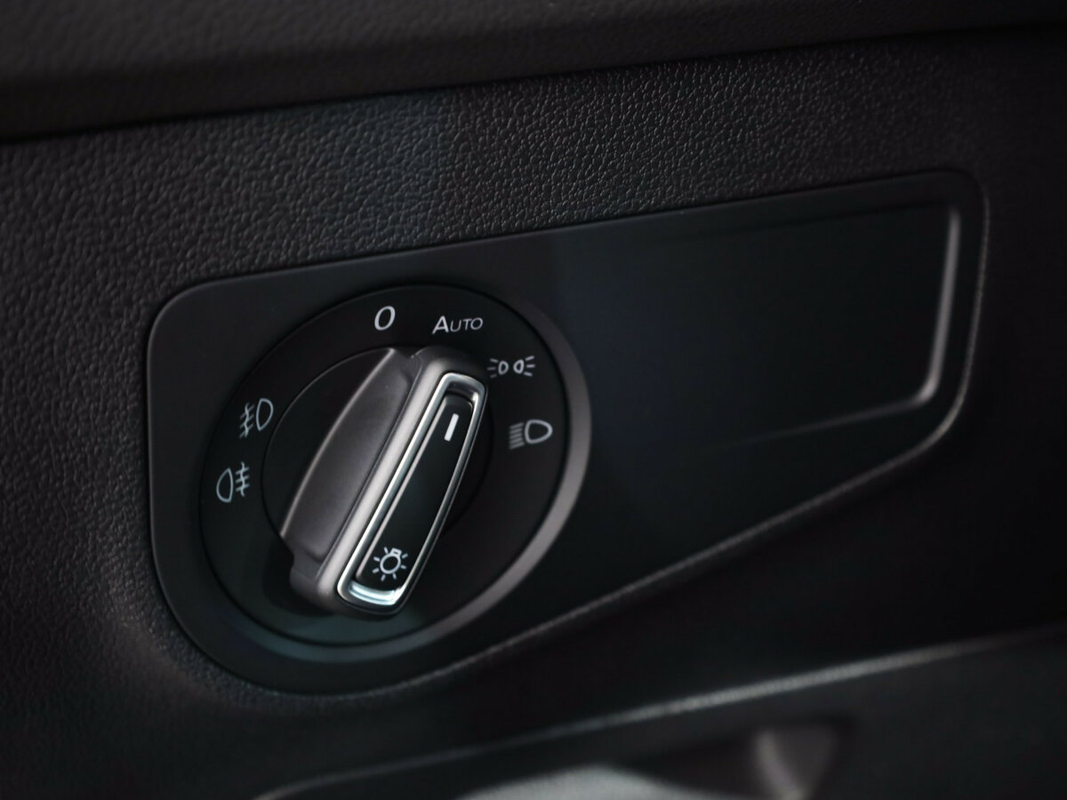 Купить Volkswagen Tiguan II, 2019, 132 652 км, фото №11