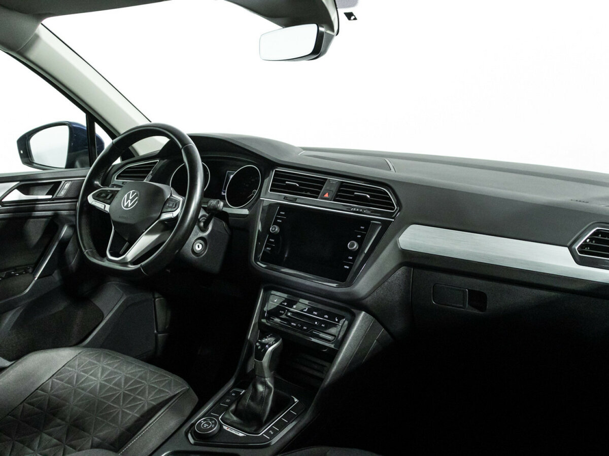 Купить Volkswagen Tiguan II Рестайлинг, 2021, 106 051 км, фото №8