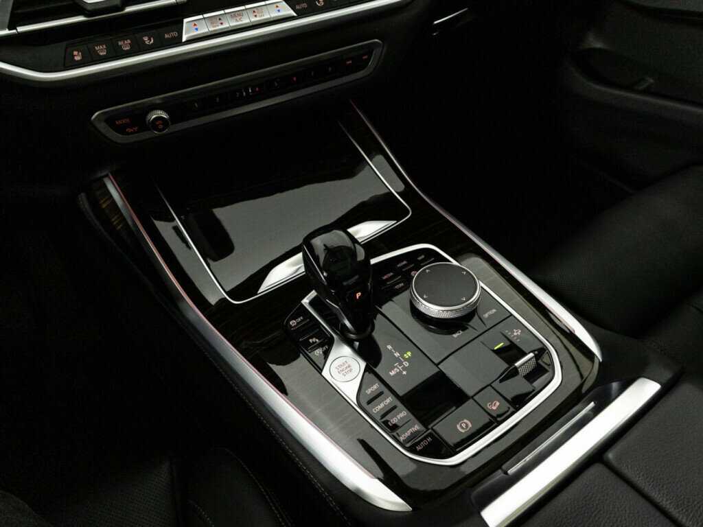 Купить BMW X7 40i, 2020, 73 917 км, фото №22