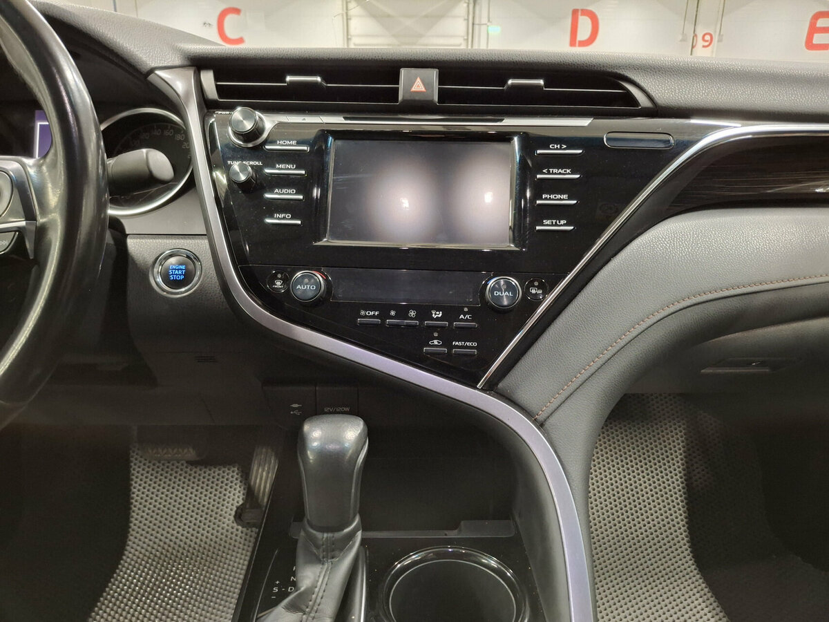 Купить Toyota Camry VIII (XV70), 2018, 128 852 км, фото №14