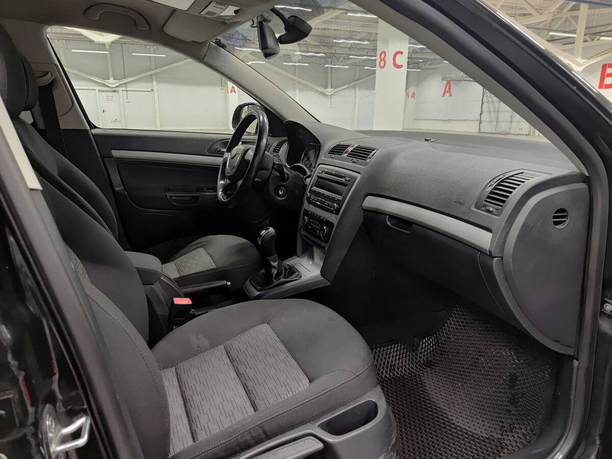 Купить Skoda Octavia II (A5) Рестайлинг, 2013, 177 726 км, фото №10