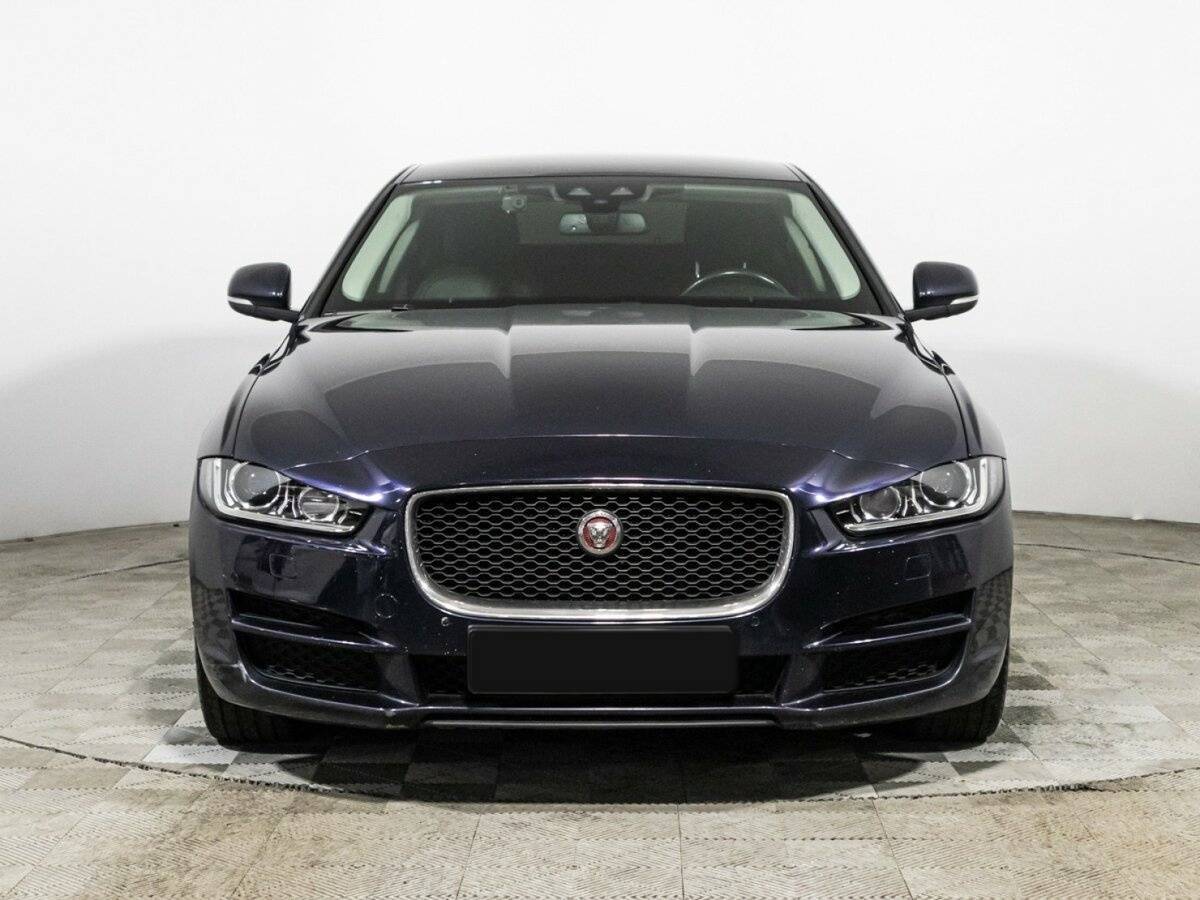 Купить Jaguar XE, 2016, 119 365 км, фото №2
