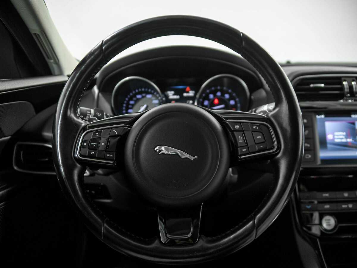 Купить Jaguar XE, 2015, 149 533 км, фото №9
