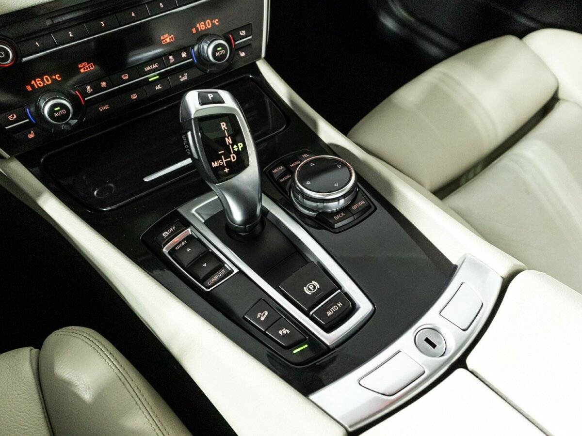 Купить BMW 5 серии Gran Turismo 535i xDrive, 2014, 231 765 км, фото №22