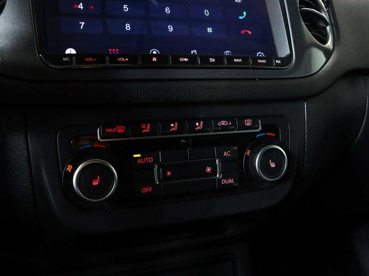 Купить Volkswagen Tiguan, 2011, 129 000 км, фото №15