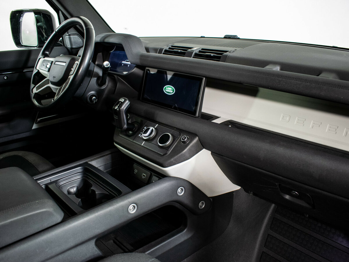 Купить Land Rover Defender 110 II, 2021, 78 276 км, фото №11