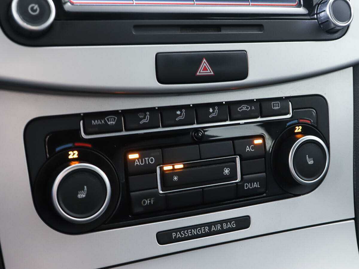 Купить Volkswagen Passat CC, 2011, 113 222 км, фото №17