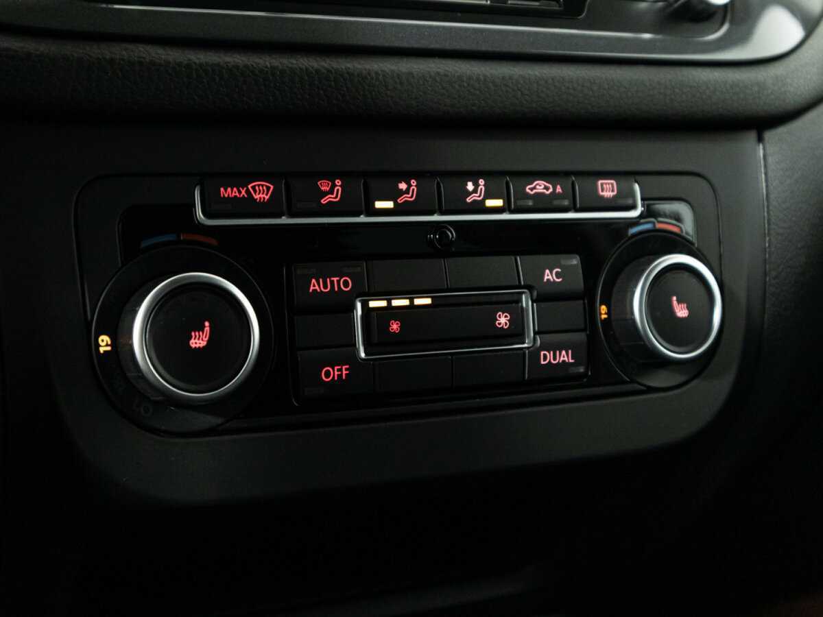 Купить Volkswagen Tiguan, 2011, 147 875 км, фото №16