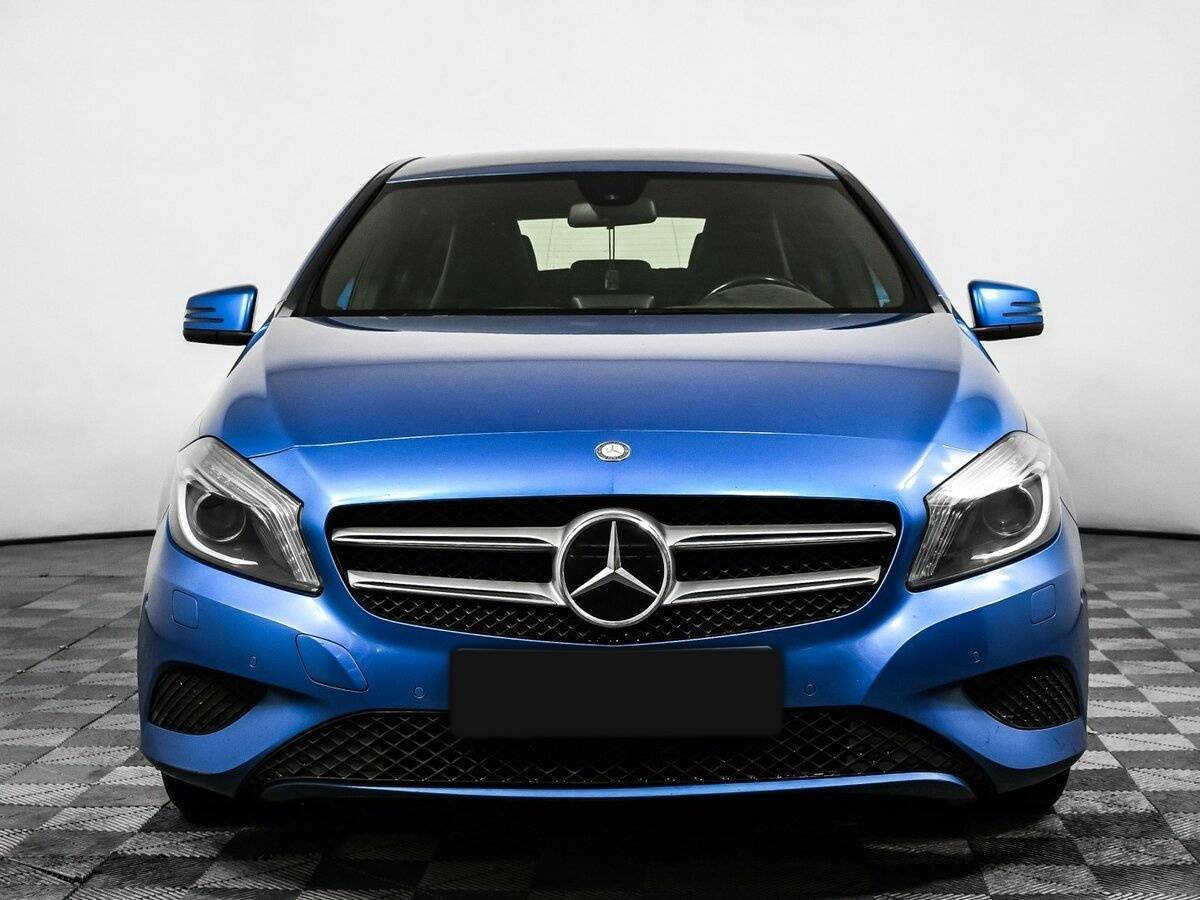 Купить Mercedes-Benz A-Класс 200, 2013, 237 036 км, фото №2