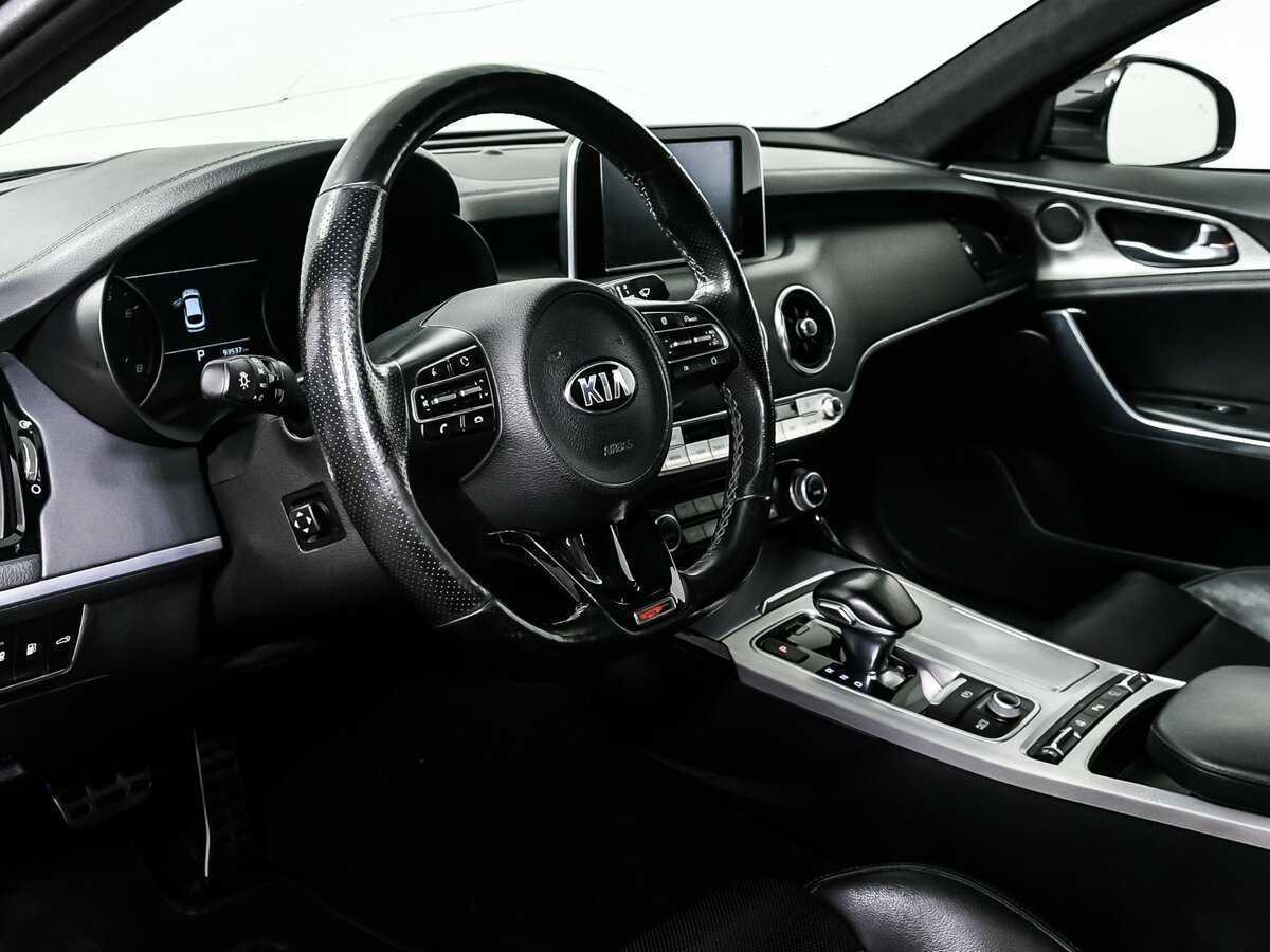 Купить Kia Stinger, 2018, 92 850 км, фото №12