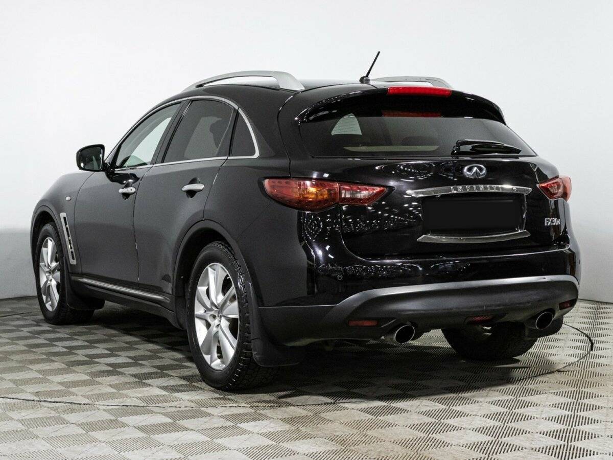 Купить Infiniti FX30d, 2012, 132 395 км, фото №7