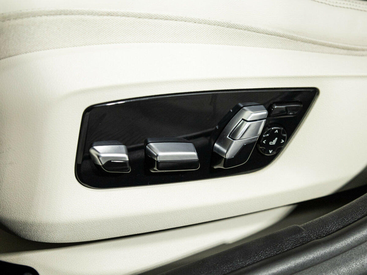 Купить BMW 5 серии 540i xDrive VII (G30/G31/G38) Рестайлинг, 2020, 142 666 км, фото №14