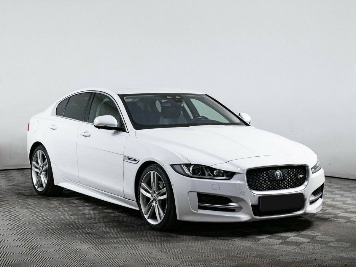 Купить Jaguar XE, 2015, 104 211 км, фото №3