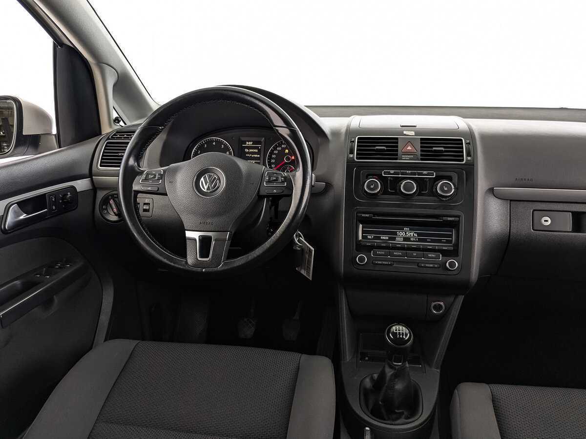 Купить Volkswagen Touran, 2012, 107 990 км, фото №17