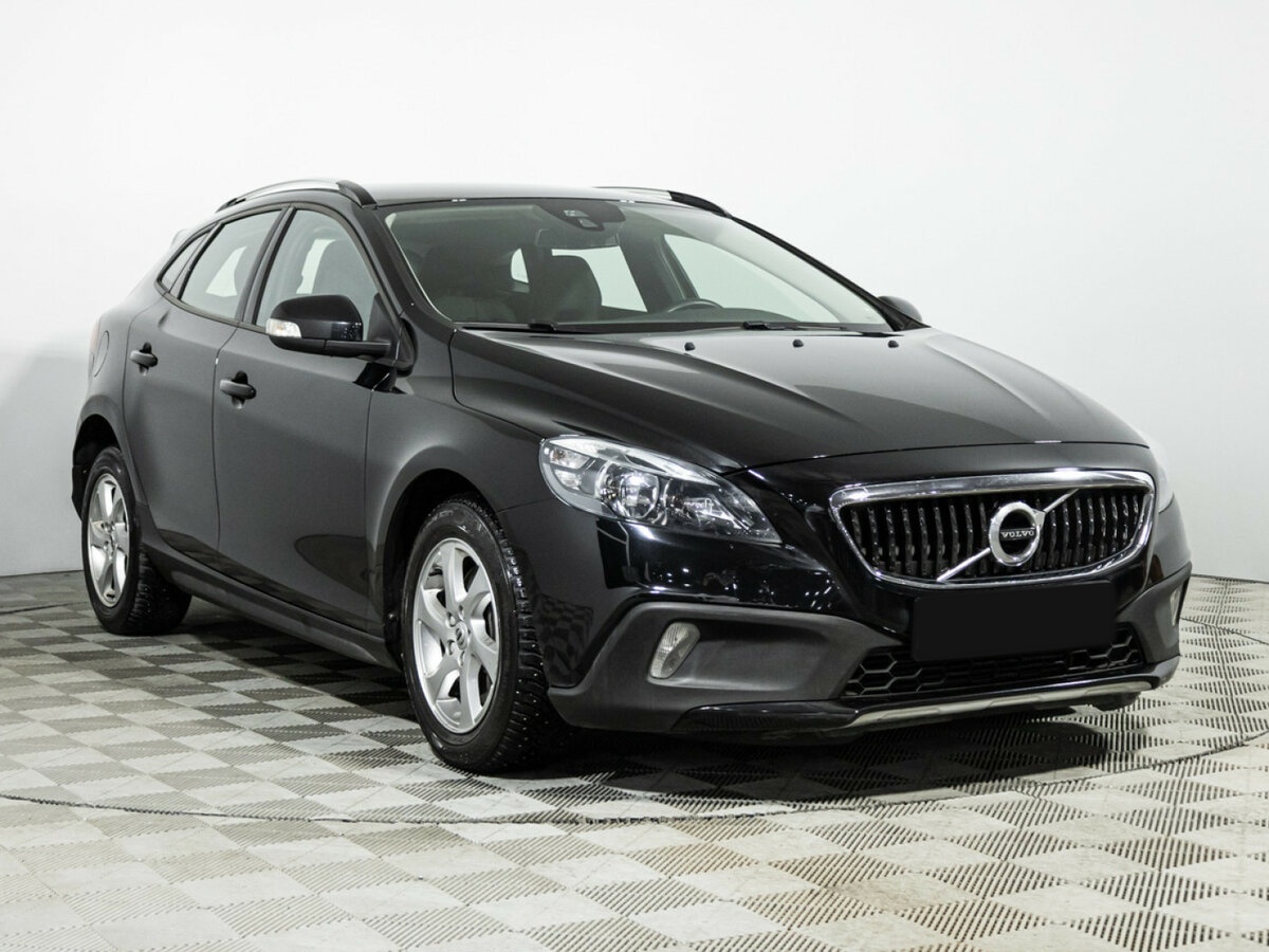 Купить Volvo V40 Cross Country I Рестайлинг, 2017, 45 000 км, фото №3