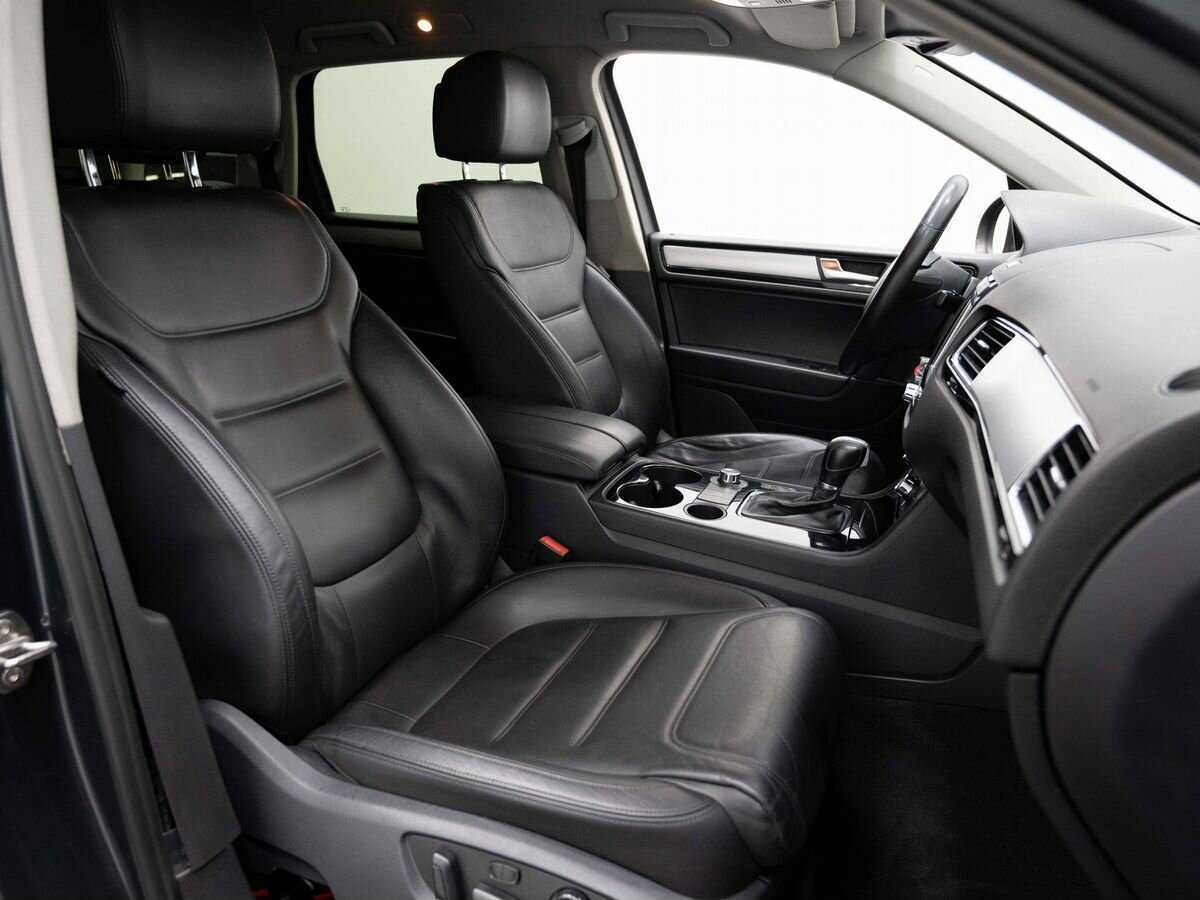 Купить Volkswagen Touareg, 2010, 245 274 км, фото №12