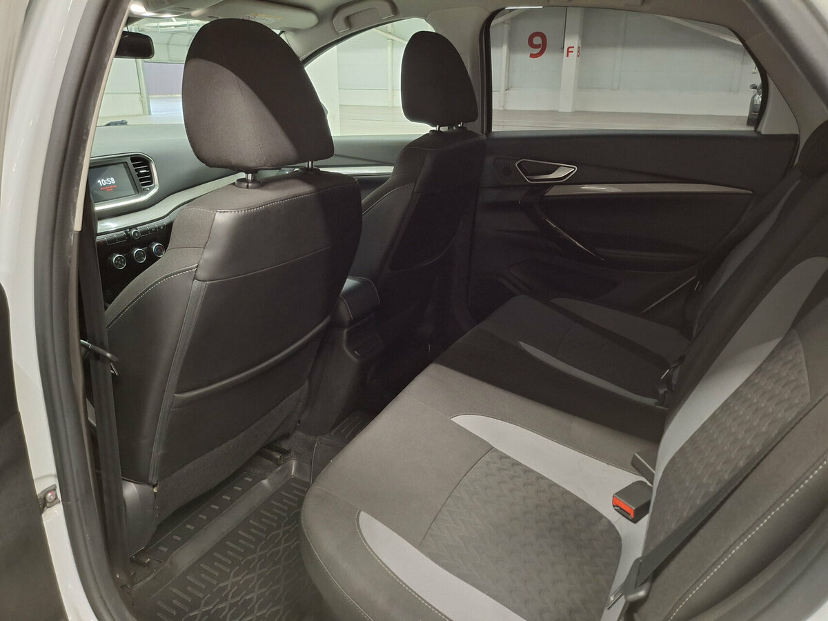 Купить Lada (ВАЗ) Vesta I Рестайлинг (NG), 2023, 80 931 км, фото №12