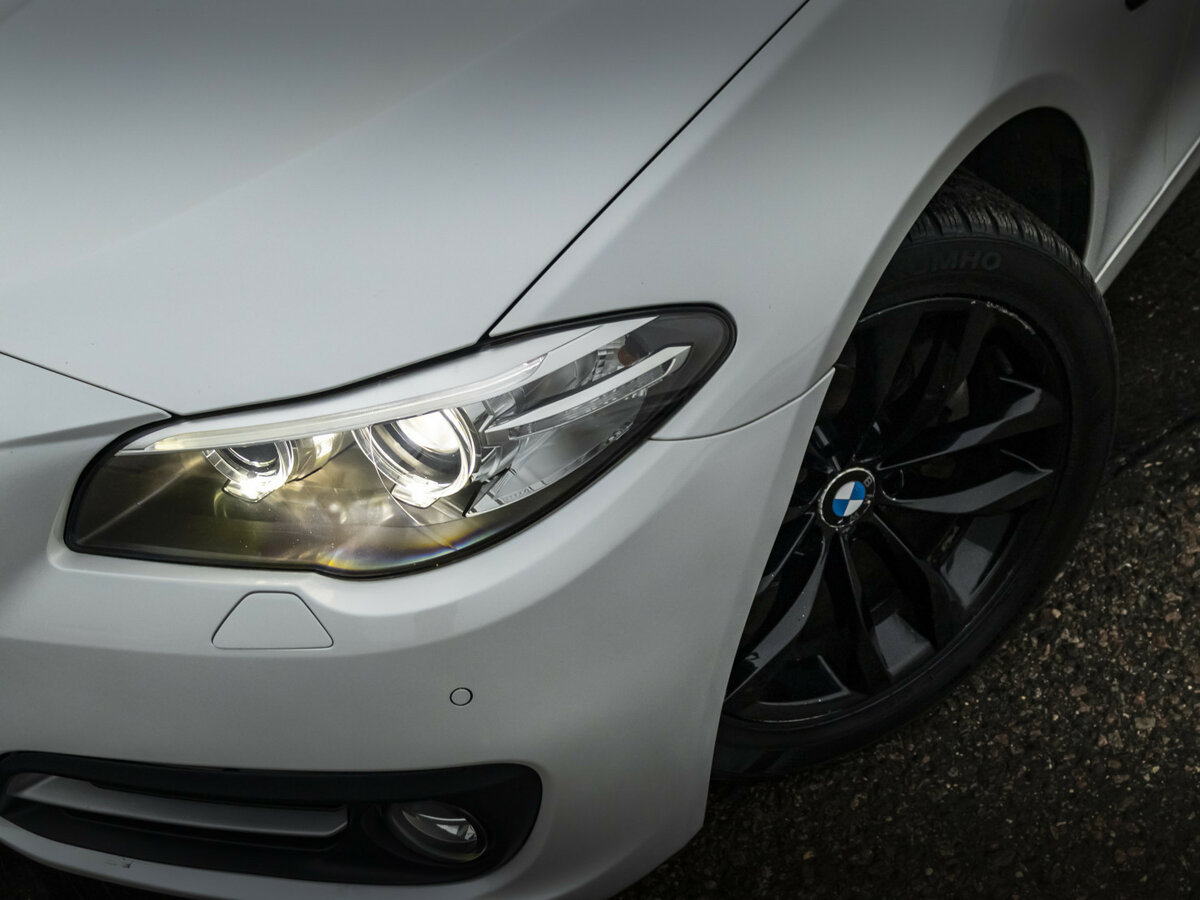 Купить BMW 5 серии 525d xDrive VI (F10/F11/F07) Рестайлинг, 2015, 130 390 км, фото №2