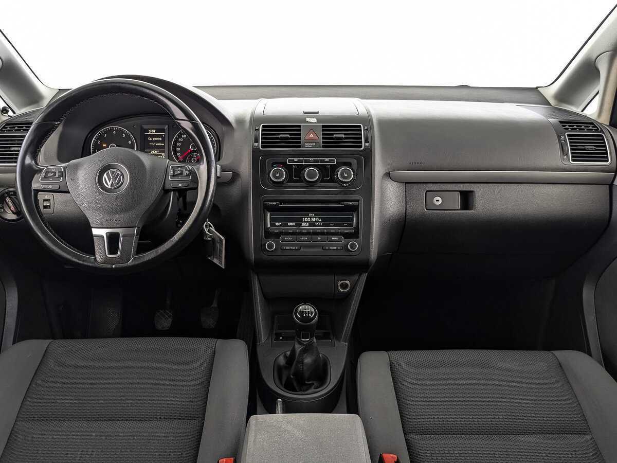 Купить Volkswagen Touran, 2012, 107 990 км, фото №10