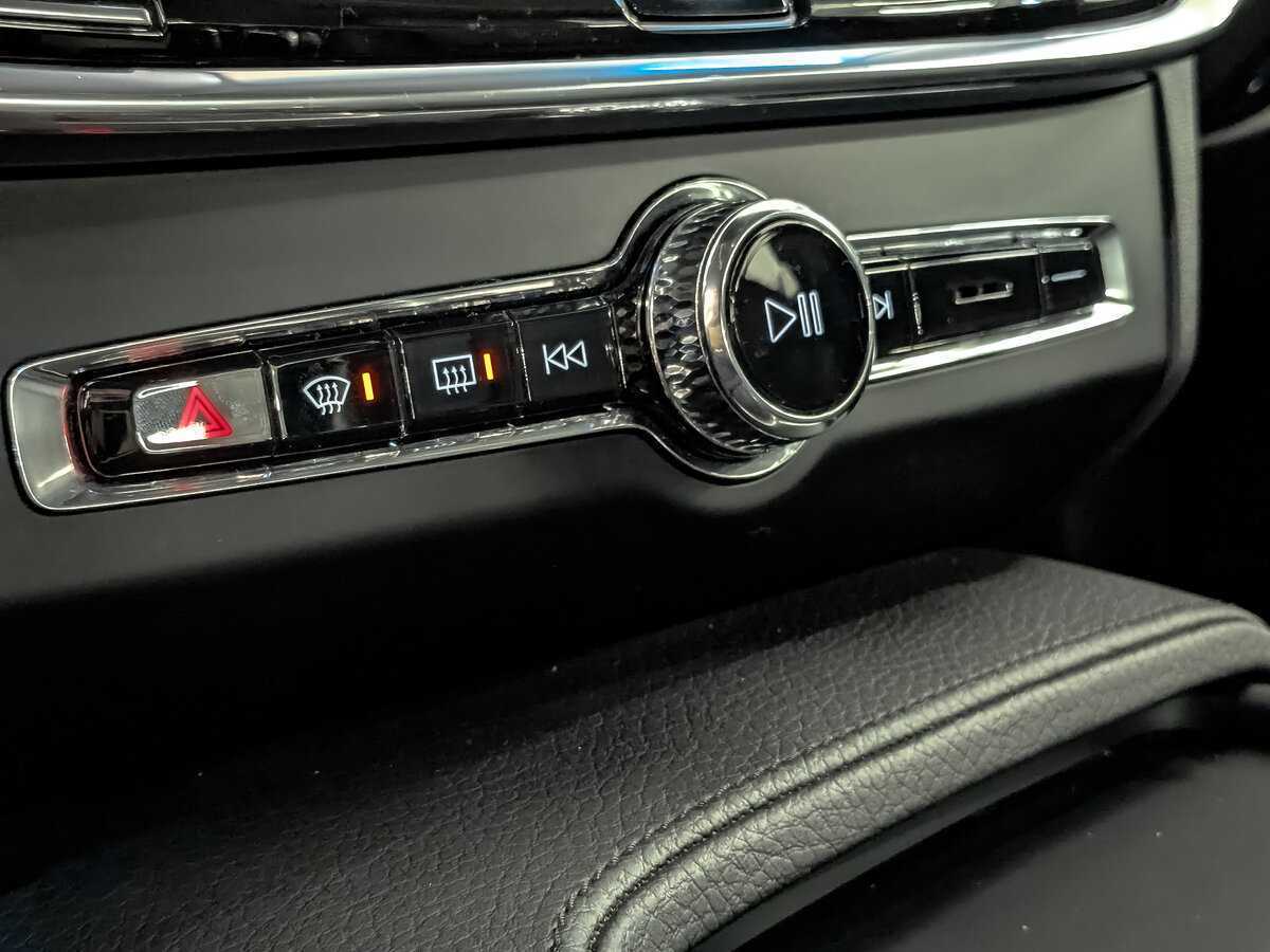 Купить Volvo S90, 2019, 73 847 км, фото №25