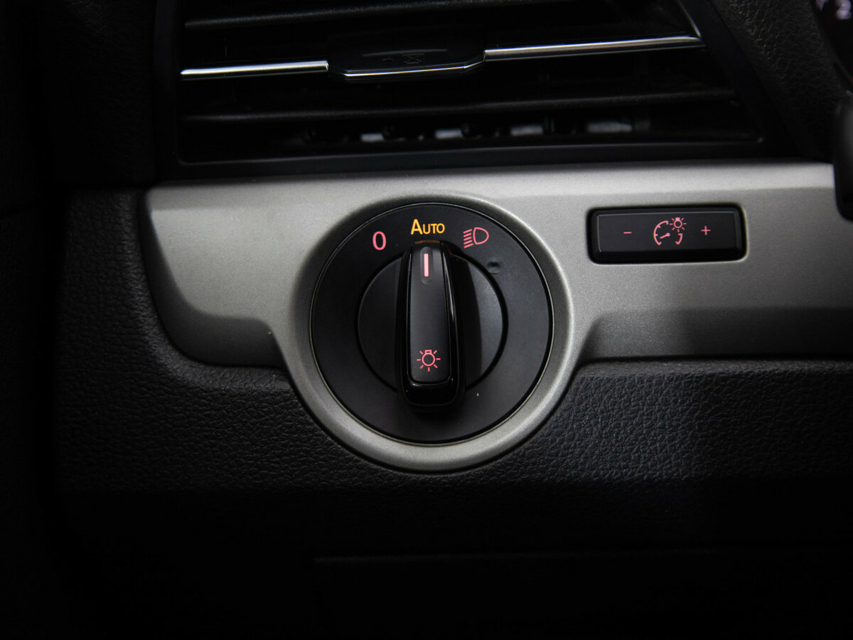 Купить Volkswagen Passat (North America and China) II (NA Market), 2020, 102 621 км, фото №14