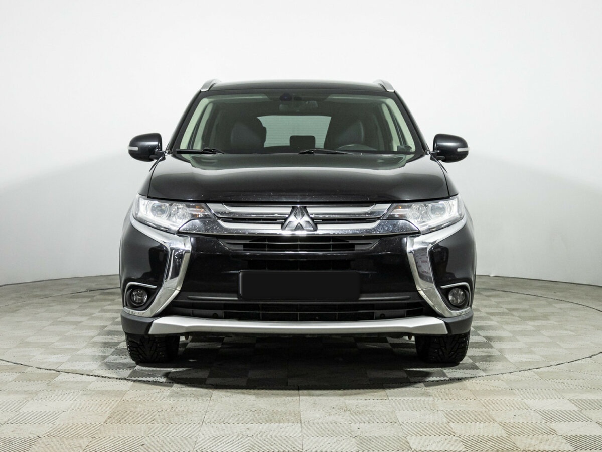Купить Mitsubishi Outlander III Рестайлинг 2, 2016, 111 182 км, фото №2