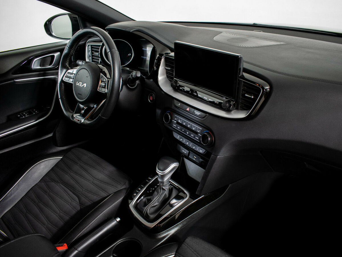 Купить Kia Ceed III Рестайлинг, 2022, 39 106 км, фото №7