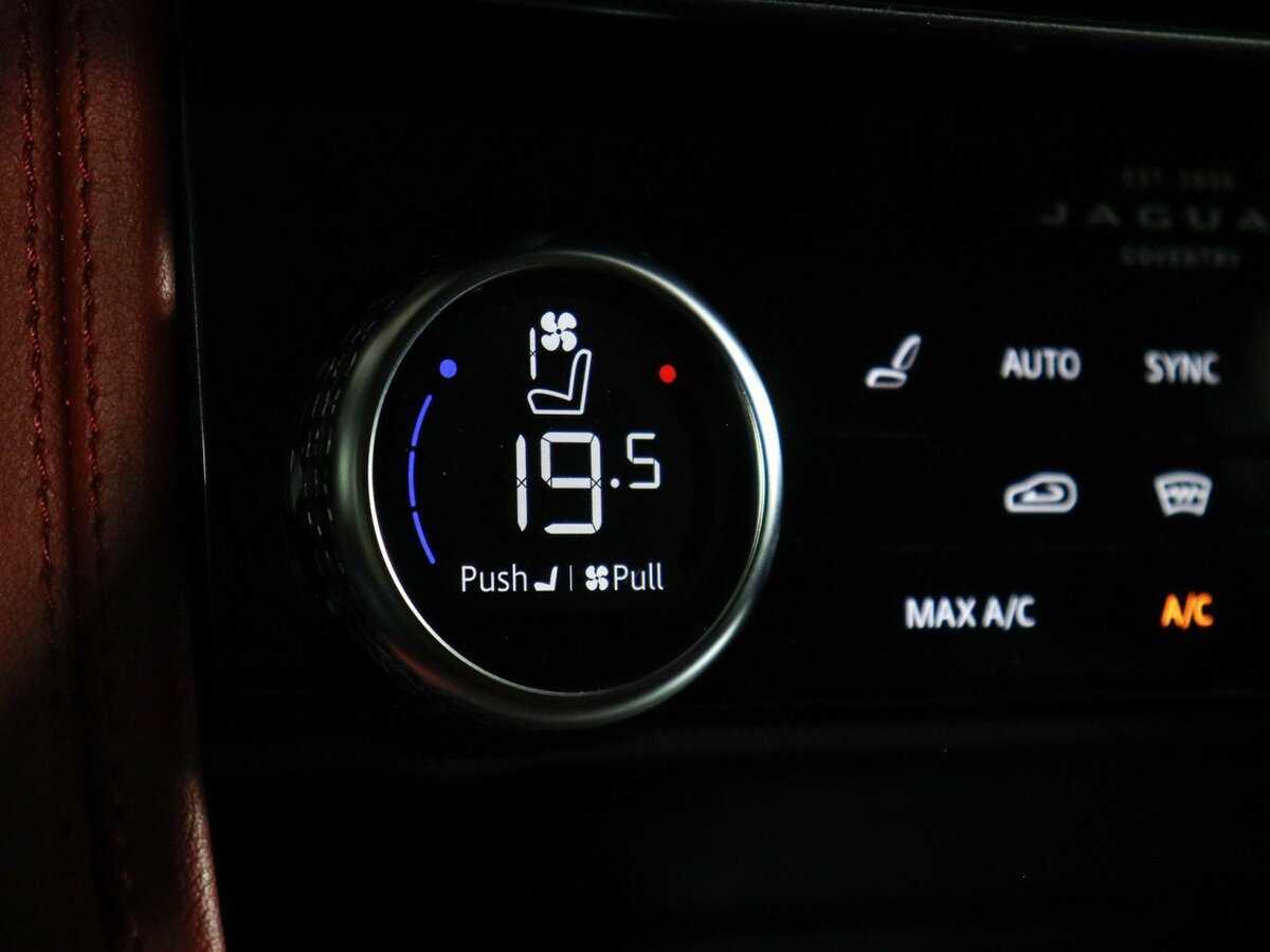 Купить Jaguar F-Pace, 2021, 12 968 км, фото №30
