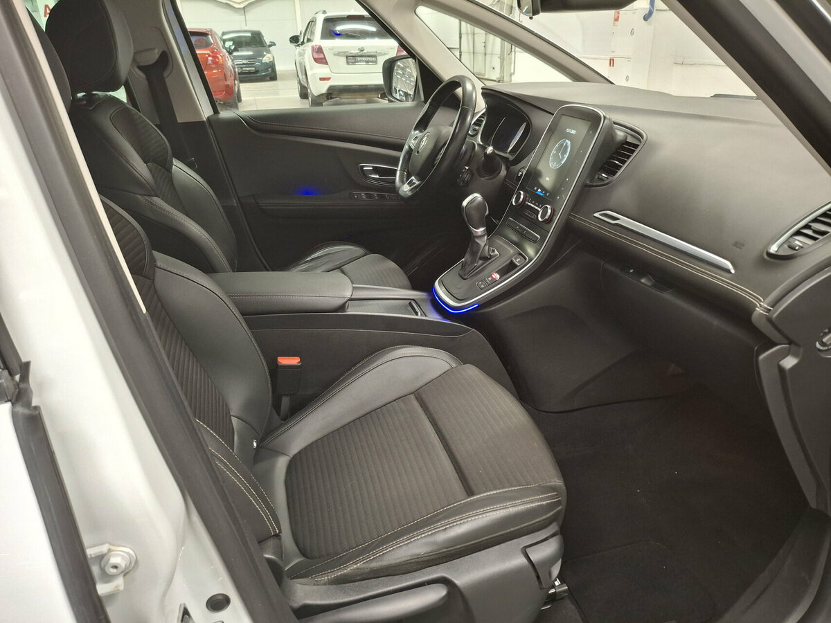 Купить Renault Scenic Grand IV, 2017, 246 802 км, фото №11
