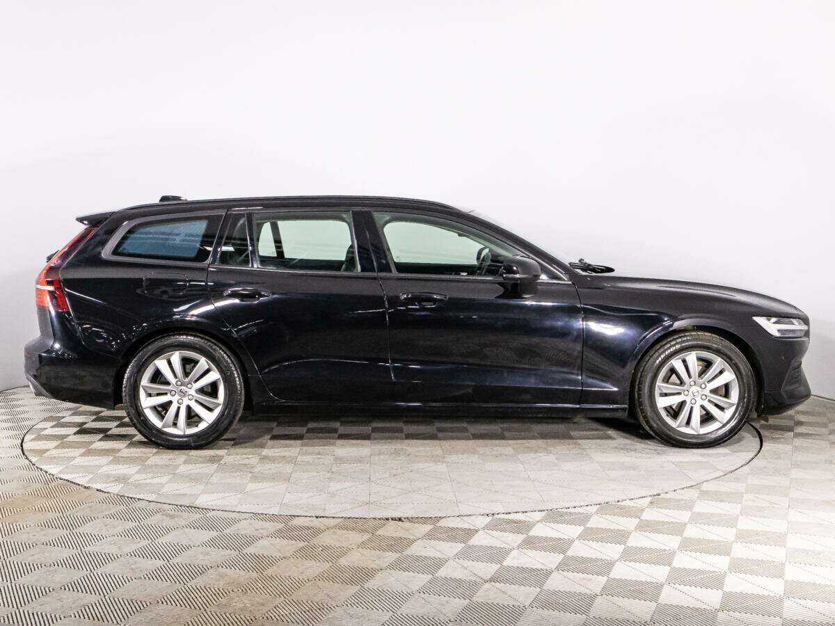 Купить Volvo V60, 2018, 223 990 км, фото №4