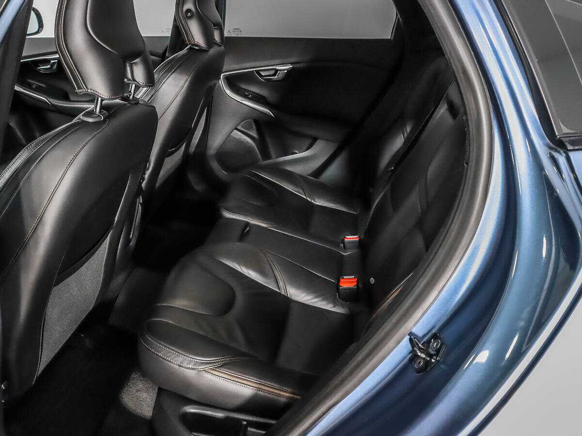 Купить Volvo V40 Cross Country, 2013, 139 303 км, фото №9