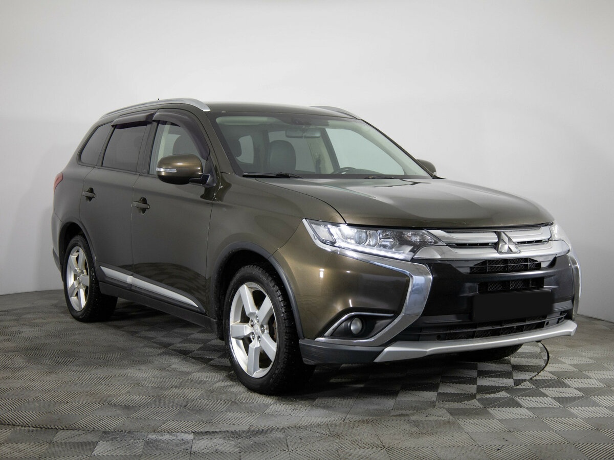 Купить Mitsubishi Outlander III Рестайлинг 2, 2016, 164 745 км, фото №3