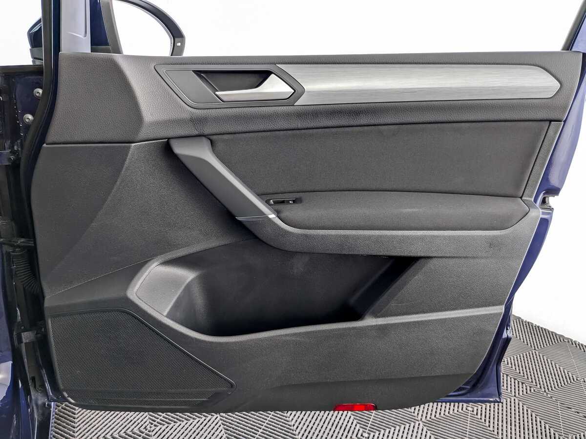 Купить Volkswagen Touran, 2018, 234 634 км, фото №19
