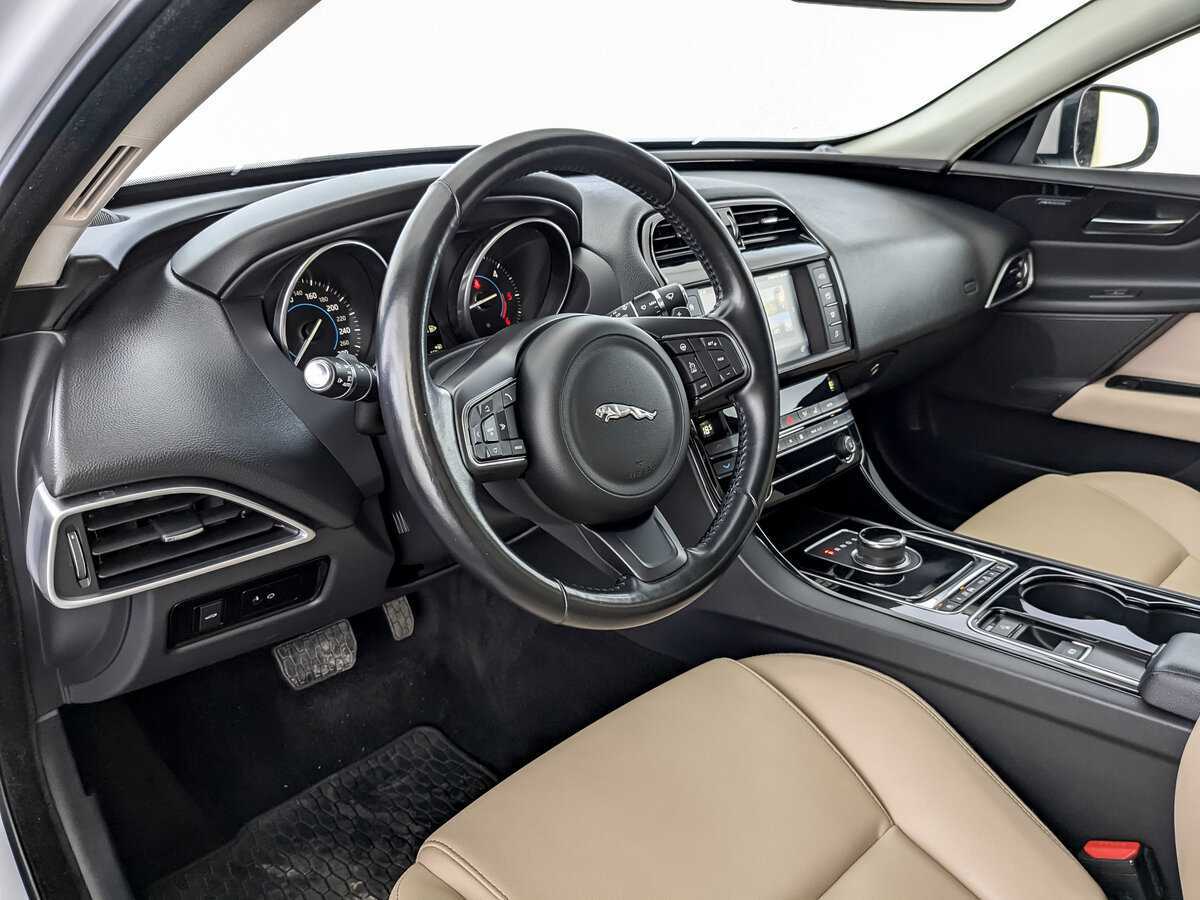 Купить Jaguar XE, 2017, 98 697 км, фото №16