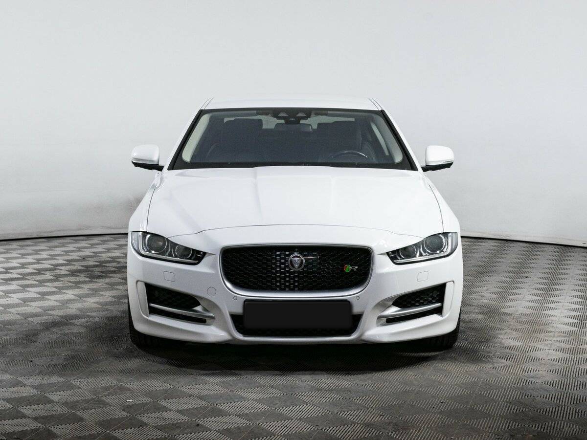 Купить Jaguar XE, 2015, 104 211 км, фото №2