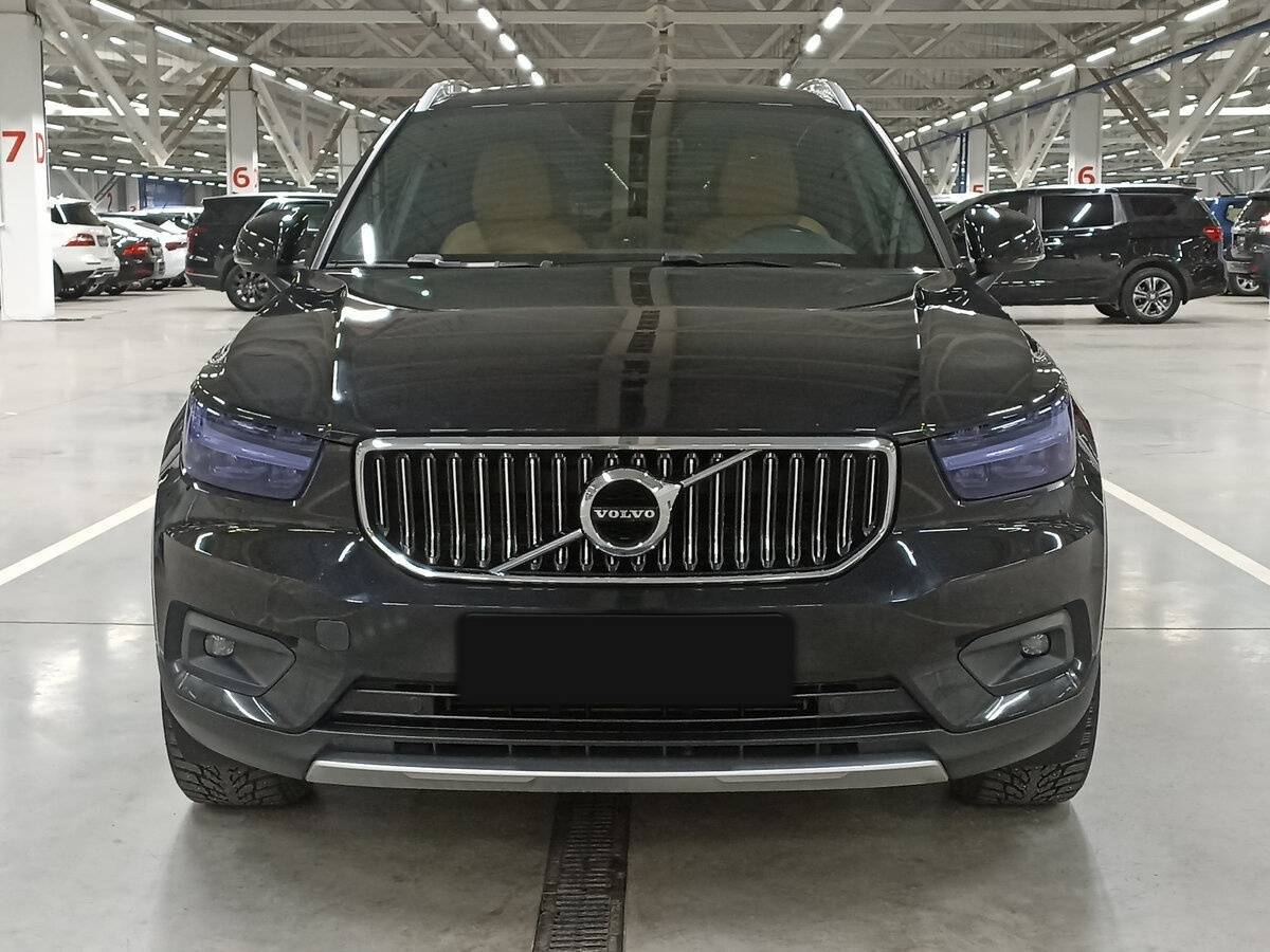 Купить Volvo XC40, 2021, 114 891 км, фото №2