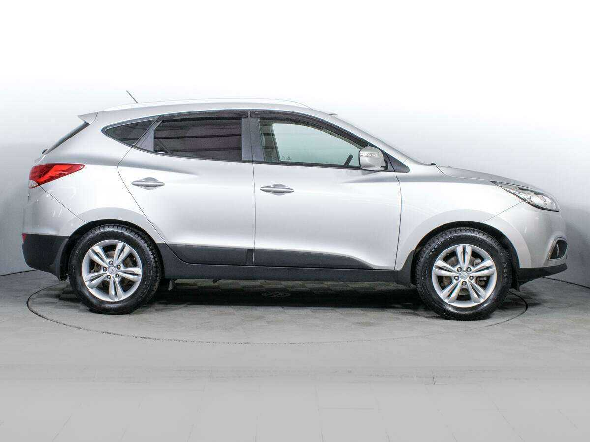 Купить Hyundai ix35, 2011, 133 500 км, фото №4