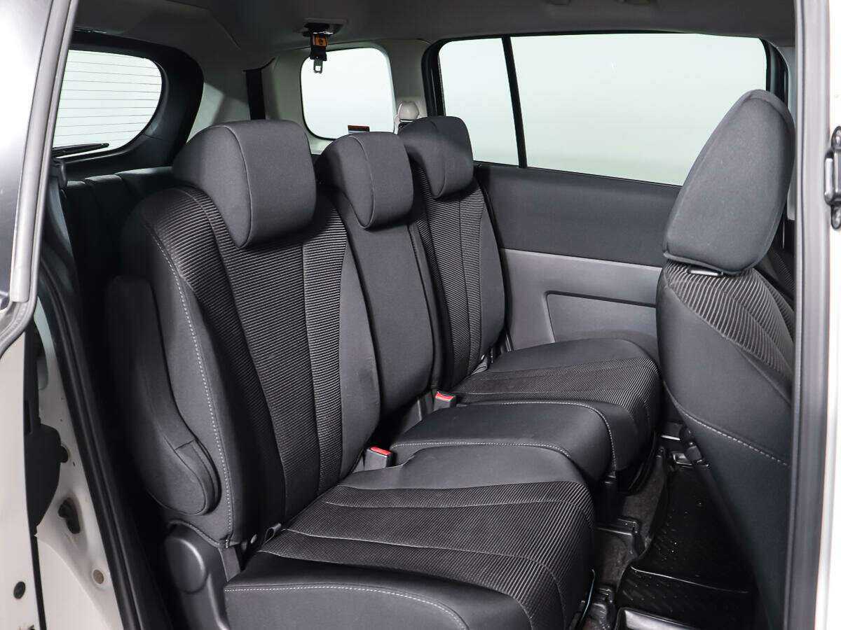 Купить Mazda 5, 2013, 145 342 км, фото №18