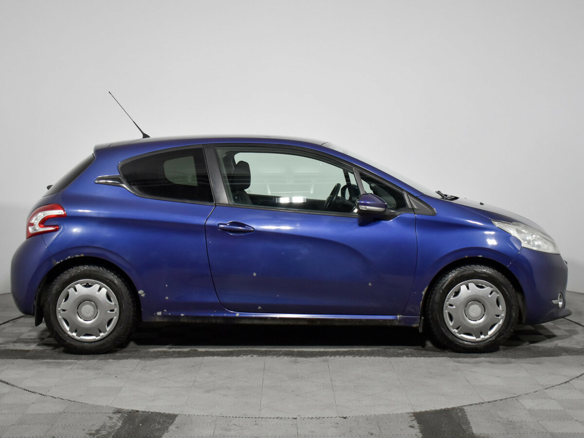 Купить Peugeot 208 I, 2013, 272 500 км, фото №4