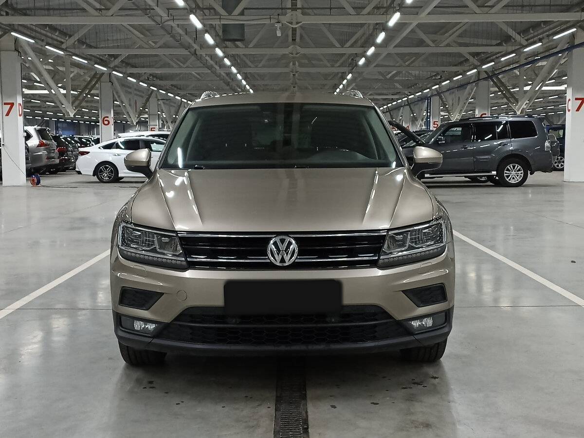 Купить Volkswagen Tiguan, 2017, 203 201 км, фото №2