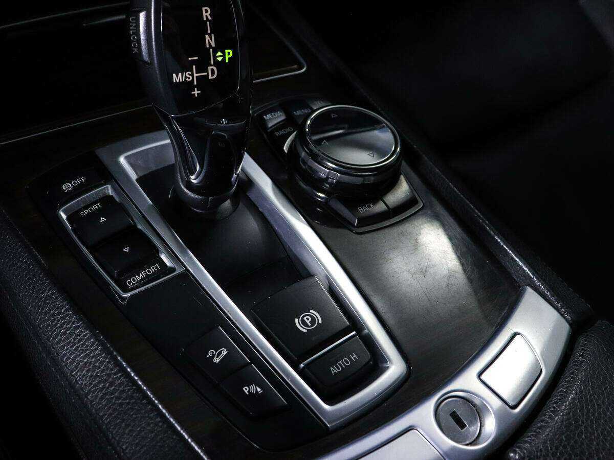 Купить BMW 7 серии Long 740Li xDrive, 2013, 176 593 км, фото №15