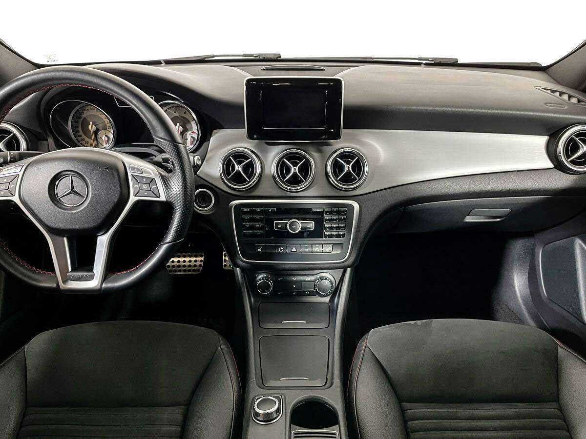 Купить Mercedes-Benz CLA 200, 2013, 84 070 км, фото №10