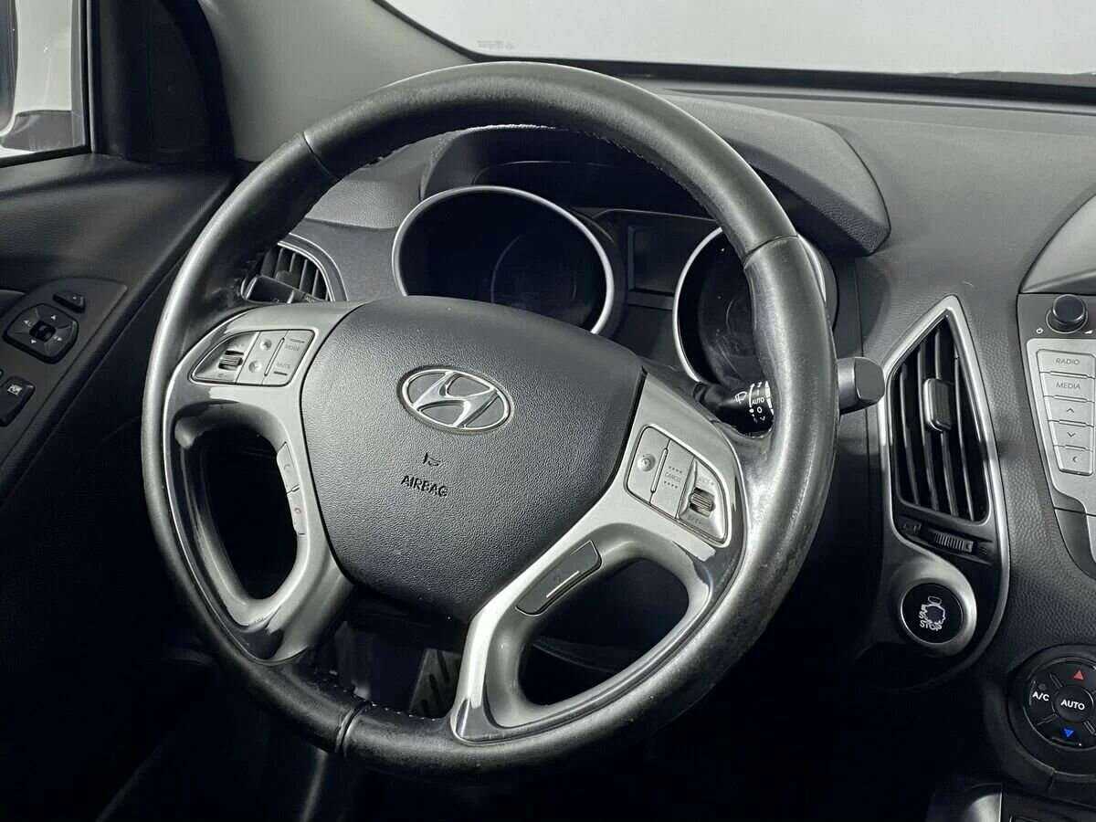 Купить Hyundai ix35, 2011, 203 000 км, фото №10