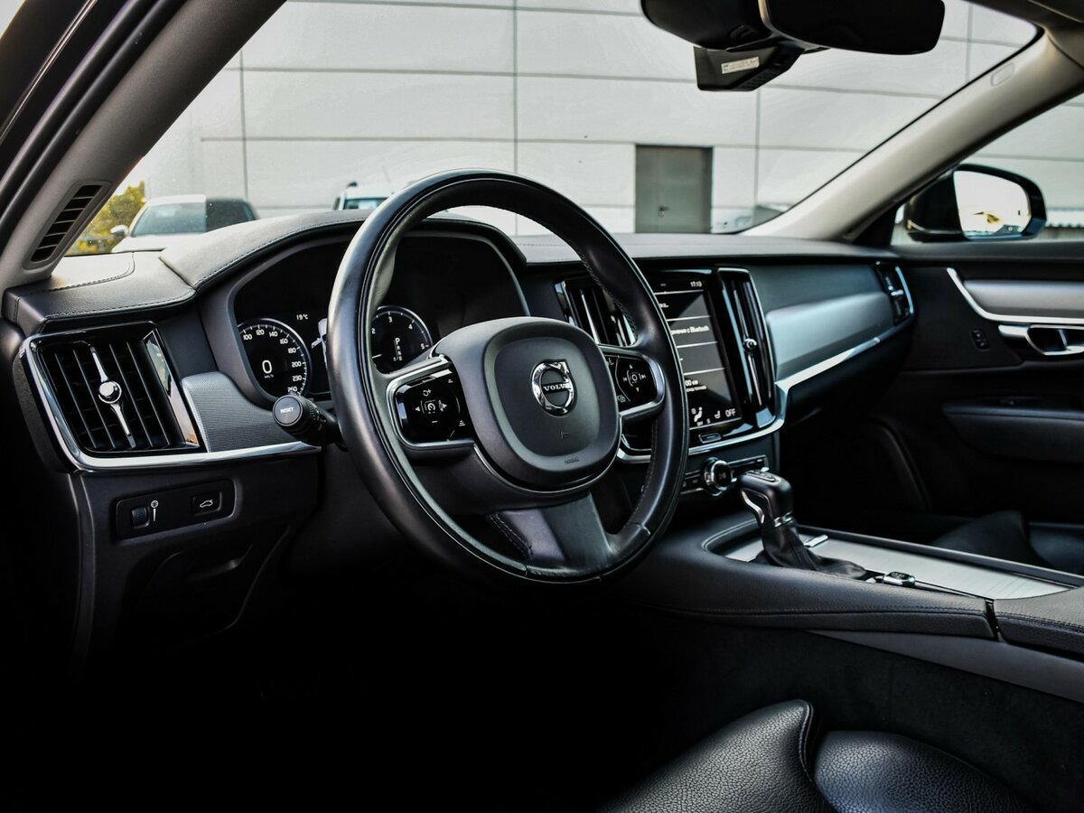 Купить Volvo S90 II, 2020, 85 936 км, фото №12