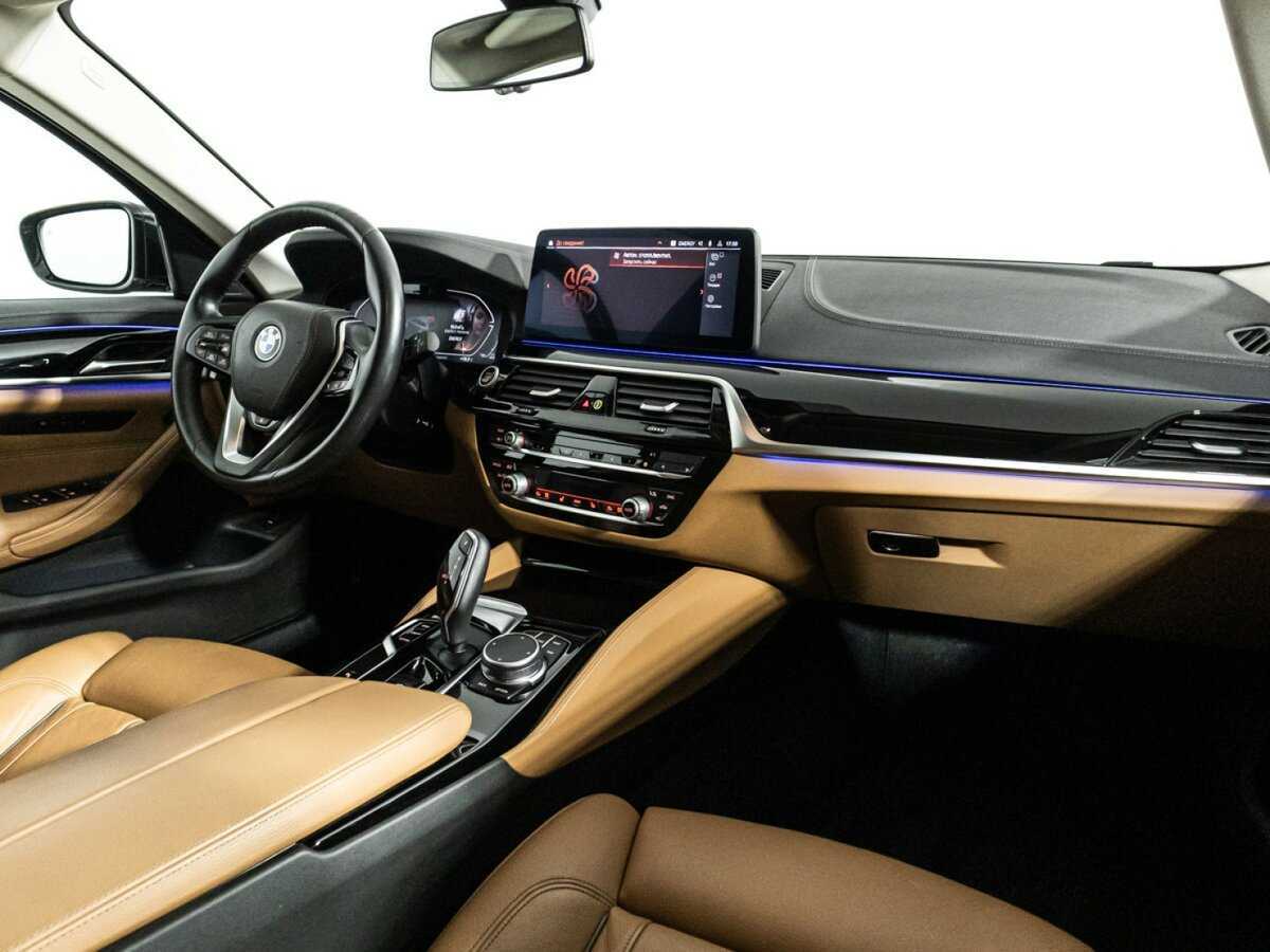 Купить BMW 5 серии 540d xDrive, 2020, 130 655 км, фото №9