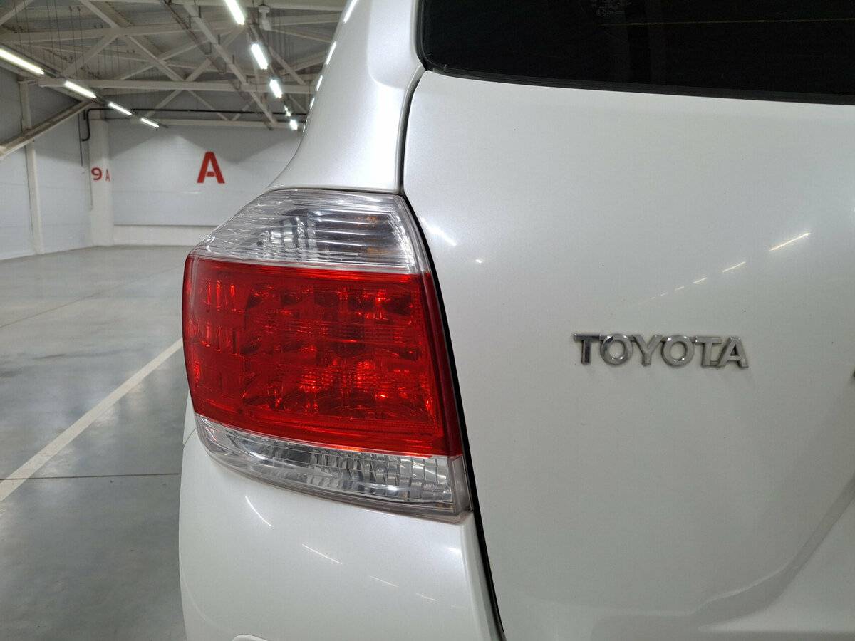 Купить Toyota Highlander II (U40) Рестайлинг, 2012, 237 951 км, фото №9
