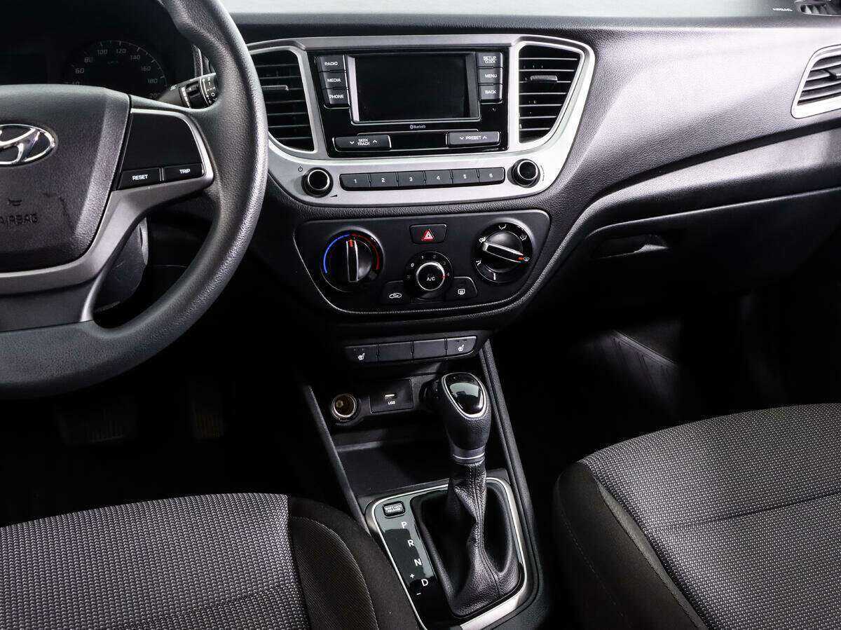 Купить Hyundai Solaris, 2020, 58 967 км, фото №13